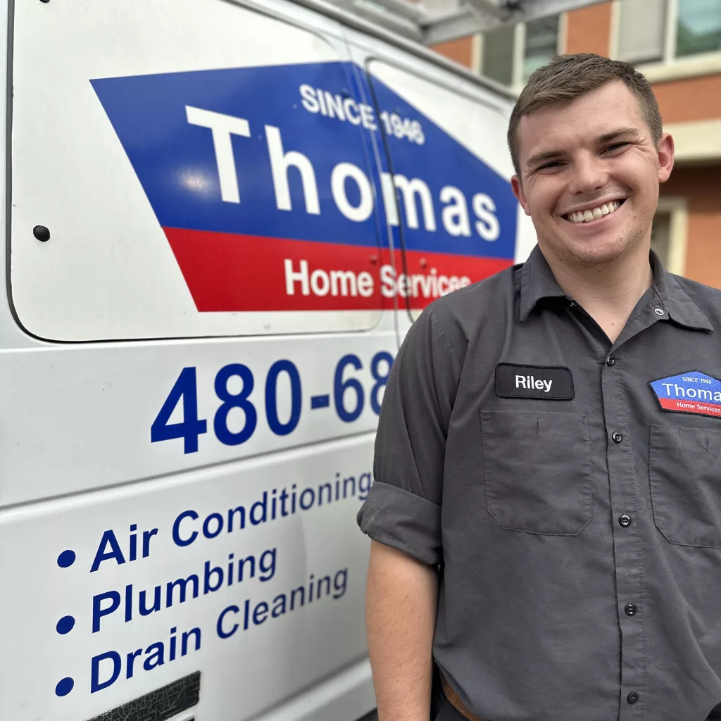 smiling thomas home services AC technician